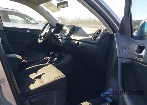 2012 Volkswagen Tiguan S из США, поврежденный, VIN WVGAV7AX3CW524248